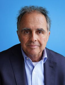 Frits van  Oostrom